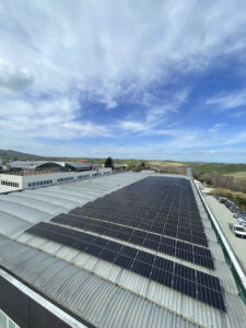 sistemi di fissaggio pannelli fotovoltaici per montaggio su tetto a cupolino fissaggio su trave Y Teknoimpianti Montegridolfo13