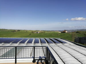 sistemi di fissaggio pannelli fotovoltaici per montaggio su tetto a cupolino fissaggio su trave Y Teknoimpianti Montegridolfo3